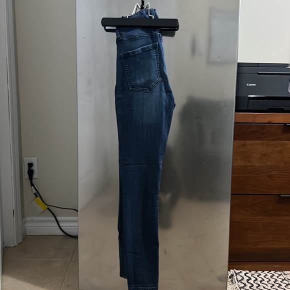 Guess jeans - Picture 2 of 3